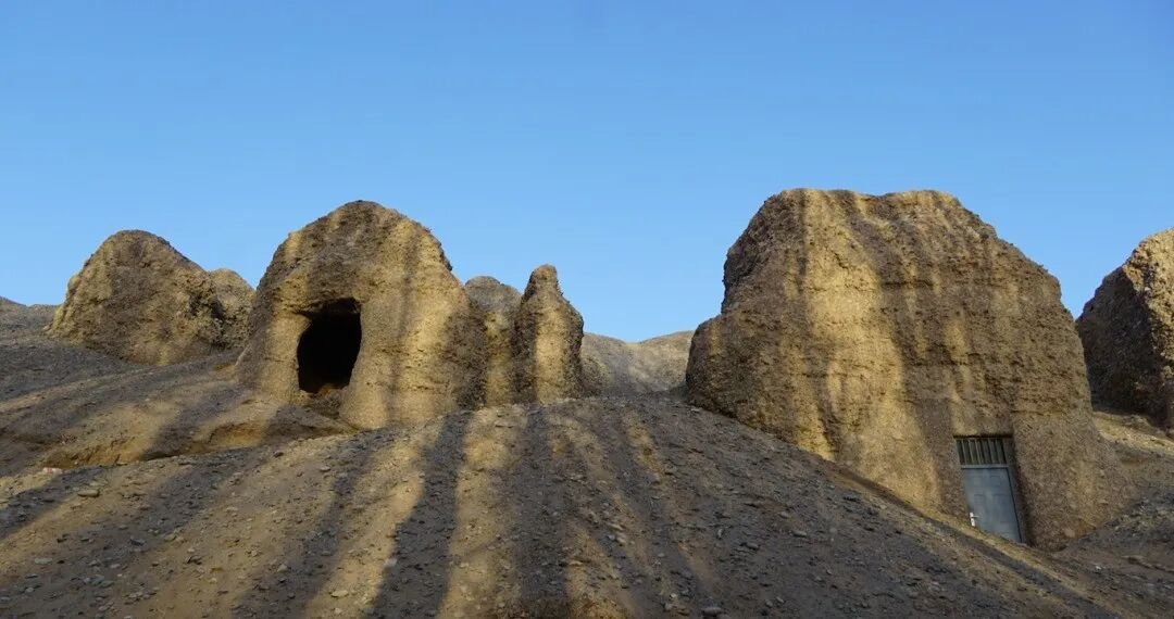 Dunhuang, Dunhuang | A Complete Guide to the Mogao Caves and Beyond - Photo 16